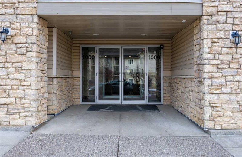 1118 - 2371 Eversyde Avenue SW, Calgary, T2Y 5B7 | Image 2