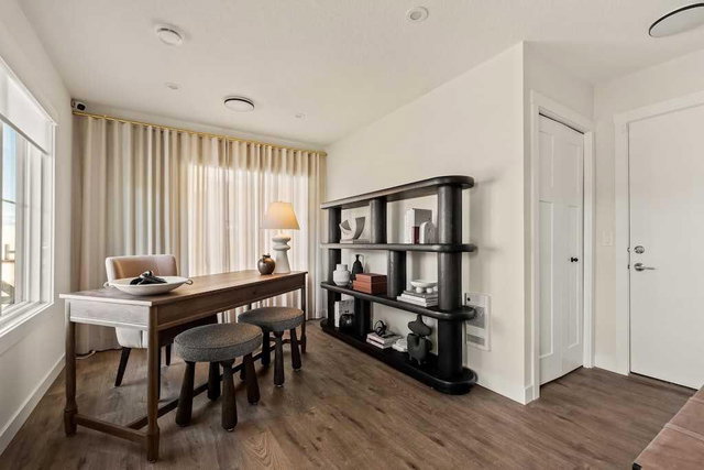 1201 - 60 Howse Lane NE