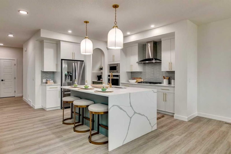 71 Emerson Crescent, Okotoks, T1S 3M9 | Image 2