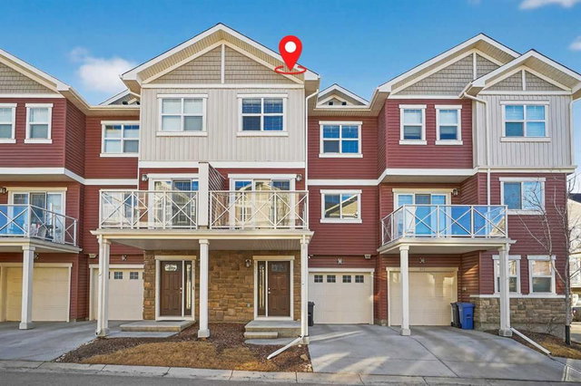 307 Skyview Ranch Grove NE