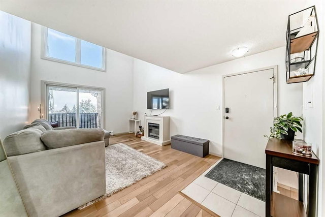 633 - 6400 Coach Hill Road SW