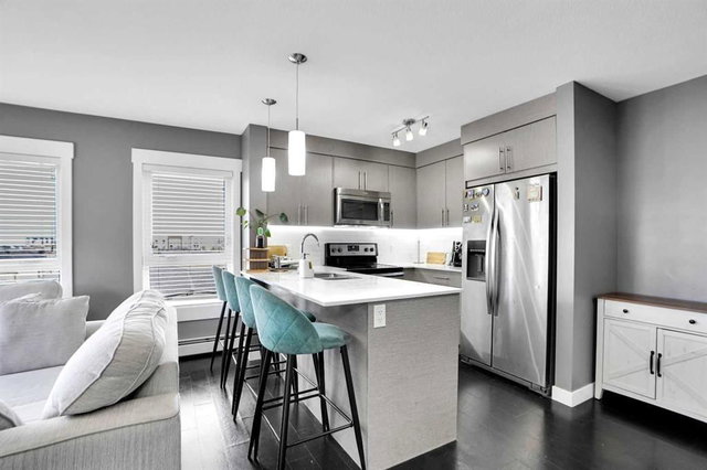 6415 - 302 Skyview Ranch Drive NE