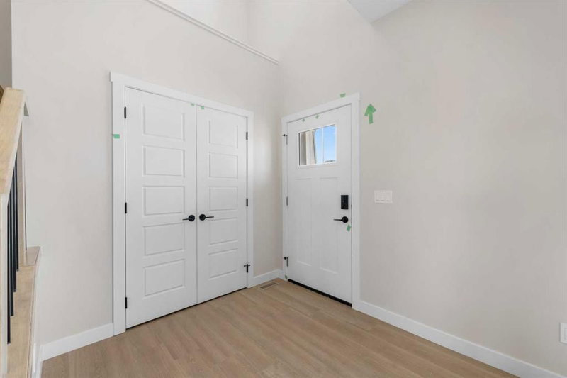 84 Buffaloberry Manor SE, Calgary, T3M 4A4 | Image 2