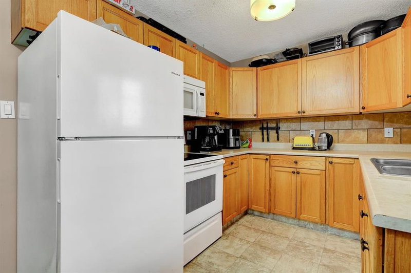 9514 76 Avenue, Grande Prairie, T8V 4T6 | Image 3