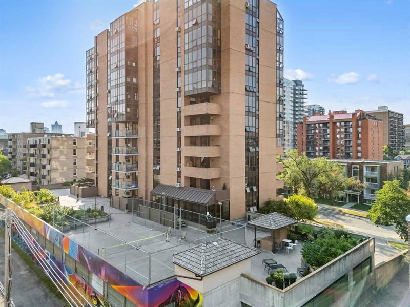 A unit for sale at 1334 13 Avenue SW