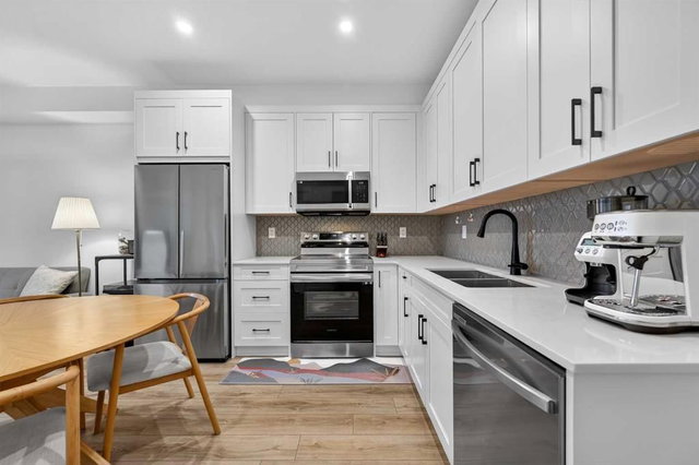 313 - 40 Sage Hill Walk NW