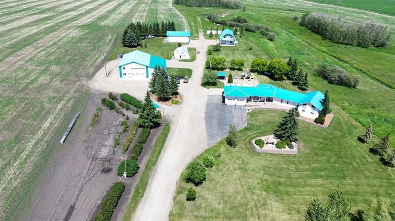 27556 Township Road 372, Rural Red Deer County, Alberta