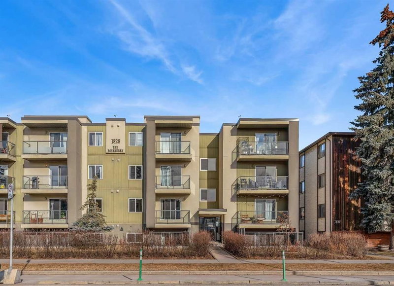 A unit for sale at 1828 12 Avenue SW