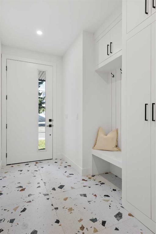 2518 16B Street SW, Calgary, T2T 4L9 | Image 2