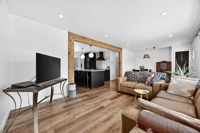 23 Beaupre Crescent NW