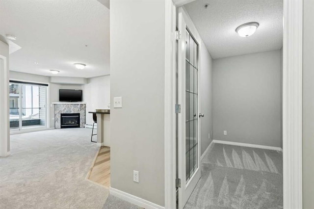 209 - 369 Rocky Vista Park NW