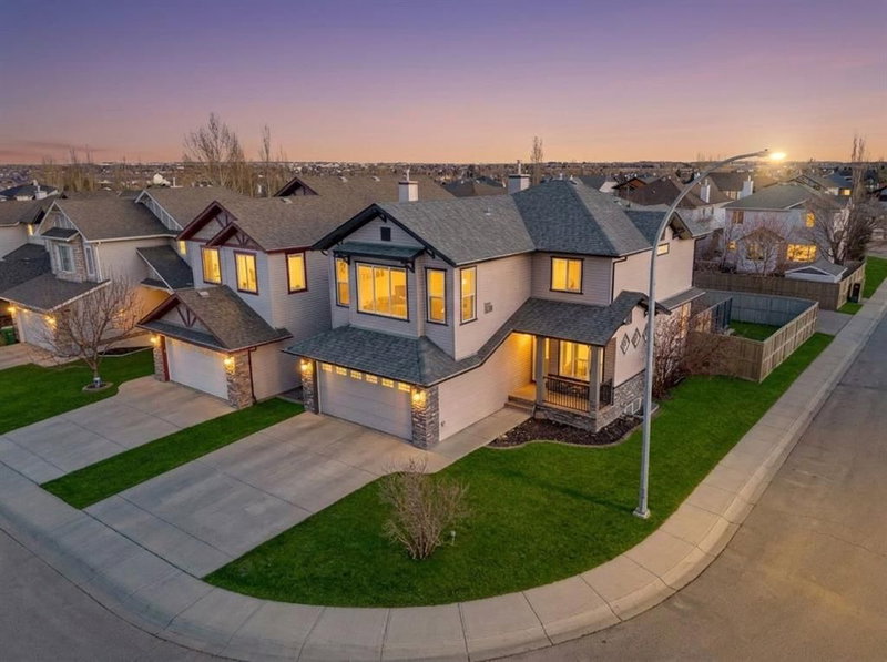 2841 Coopers Manor SW, Airdrie, T4B 3J7 | Image 2