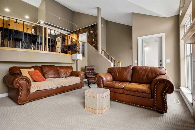 702 Patterson View SW