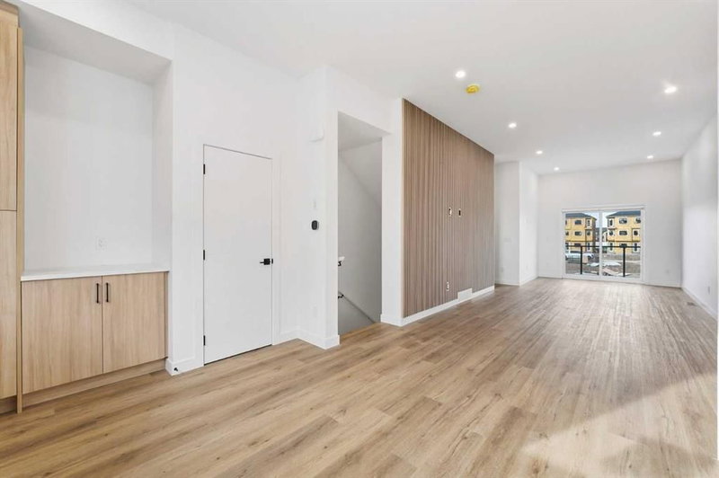 602 - 200 Belvedere Boulevard SE, Calgary, T1X 0L5 | Image 2