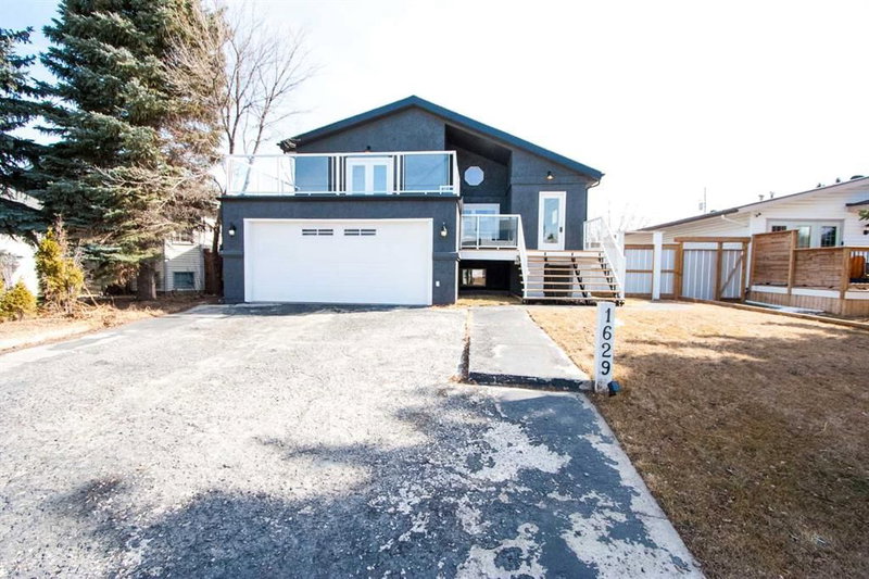 1629 Athabasca Street, Crossfield, T0M0S0 | Image 2