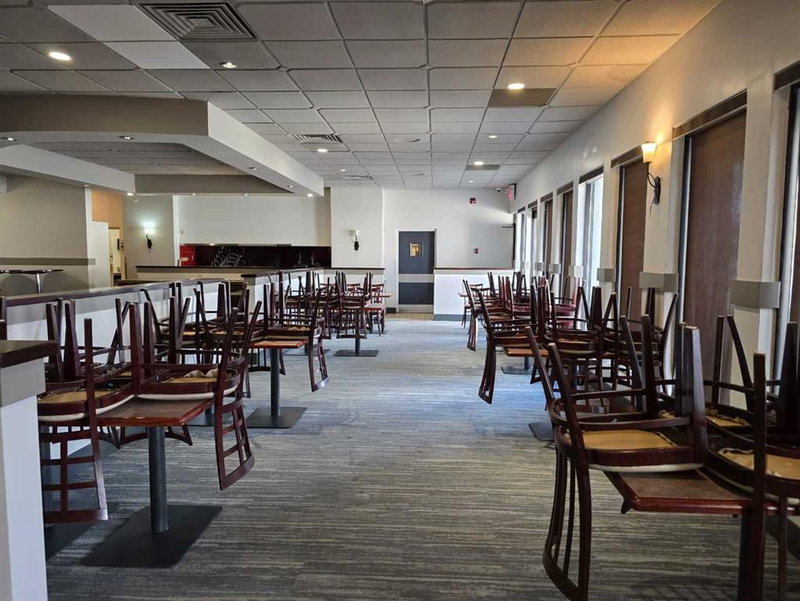 4206 Macleod Trail S, Calgary, T2G 2R7 | Image 2