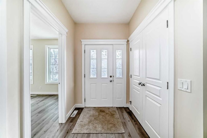 437 Redstone Grove NE, Calgary, T3N0T7 | Image 3