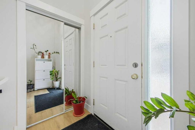 21 - 1919 69 Avenue SE