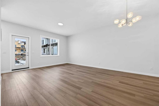 10 Hotchkiss Parade SE