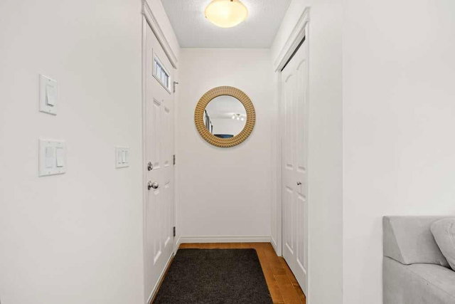 403 Cranberry Park SE