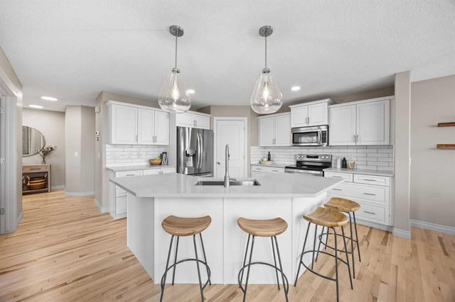 2 Wentworth Crescent SW