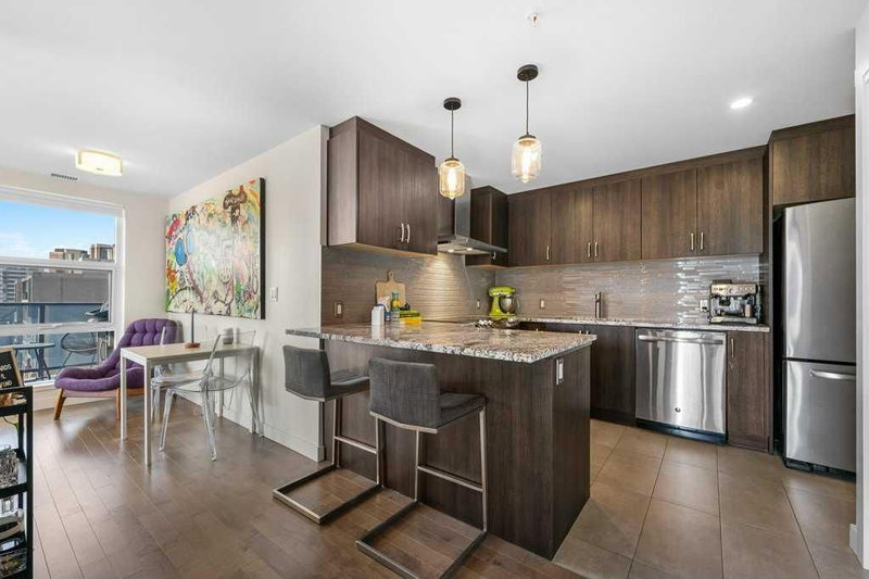 810 - 303 13 Avenue SW, Calgary, T2R 0Y9 | Image 2