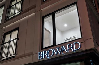 209 - 310 15 Avenue SW