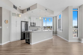 1205 - 32 Varsity Estates Circle NW