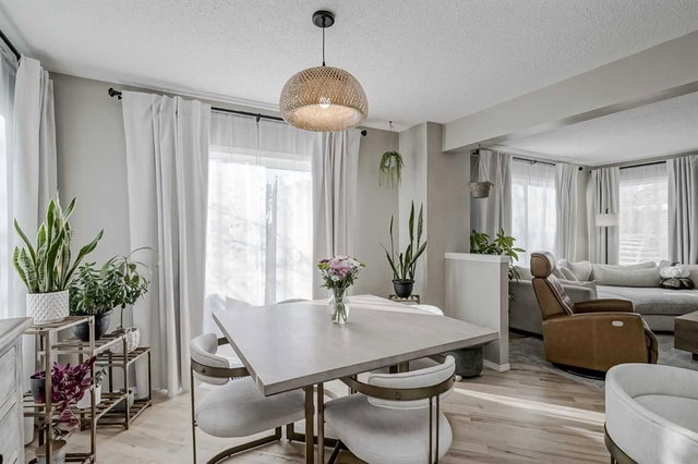 67 Silver Springs Way NW