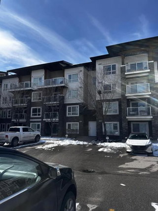 4214 - 240 Skyview Ranch Ranch NE