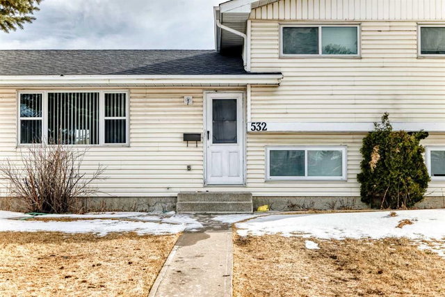 532 Rundleridge Drive NE