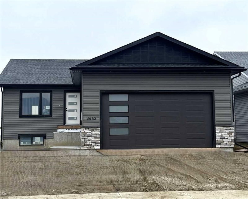3442 Victory Way, Olds, Alberta