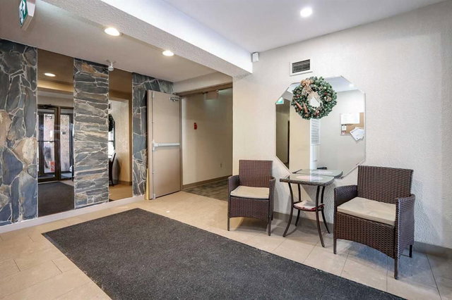 108 - 71 Cosgrove Crescent