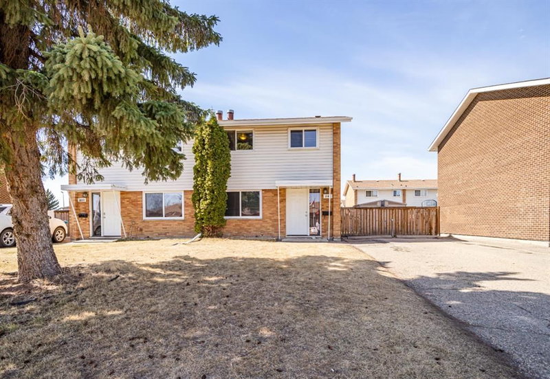 A unit for sale at 3907 39 Street