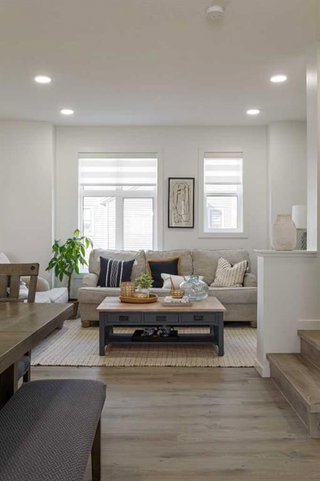 74 Spring Willow Close SW