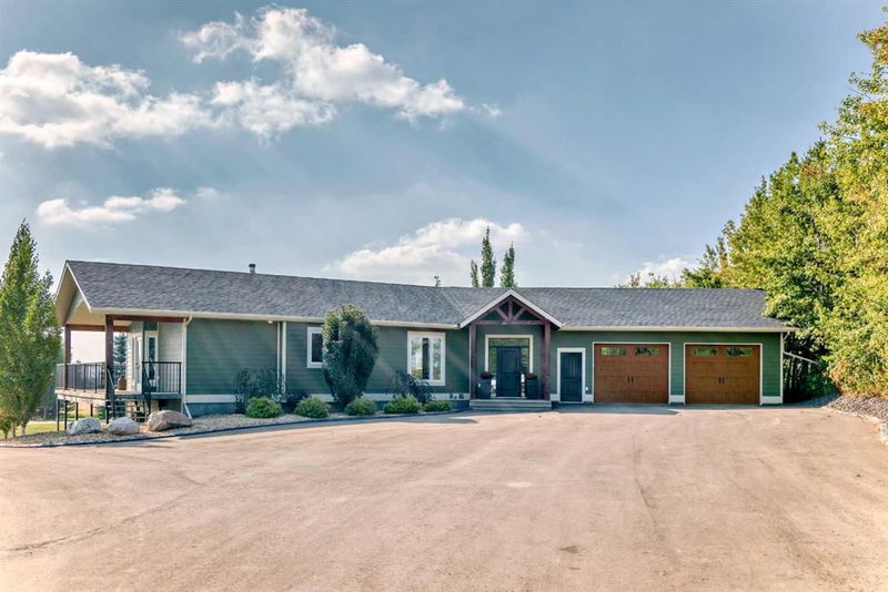 254041 Township Road 435