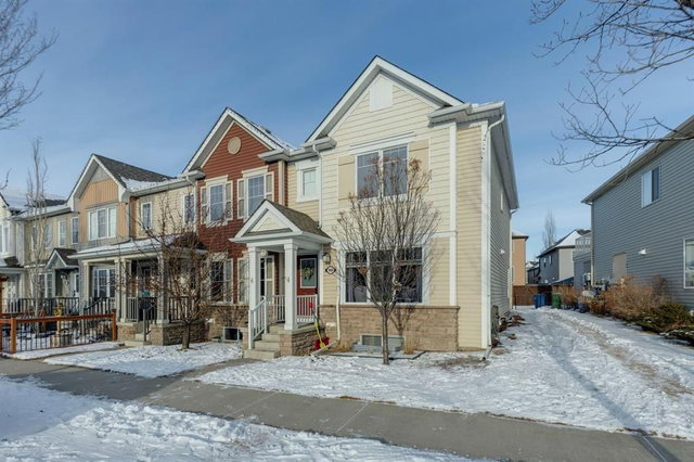 996 Windsong Drive SW