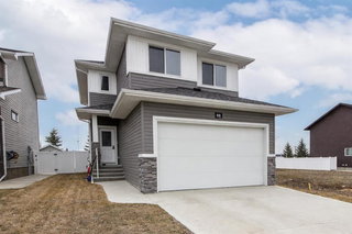 66 Henderson Crescent