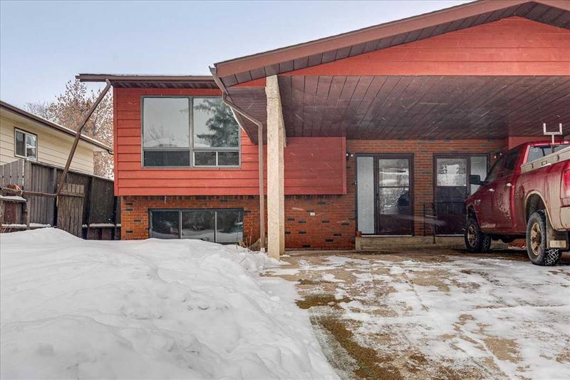 5219 & 5221 41 Street, Innisfail, T4G1G3 | Image 2