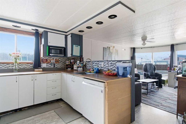 124 - 3223 83 Street NW