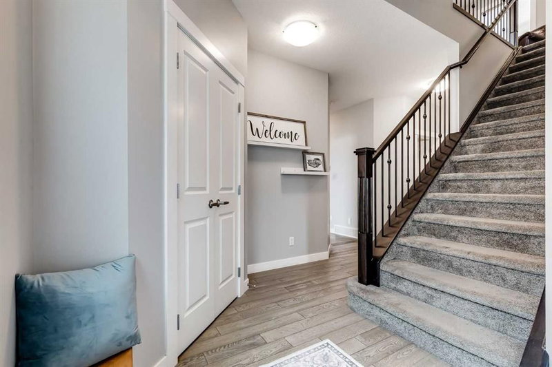 230 Nolanhurst Bay NW, Calgary, T3R1S5 | Image 2
