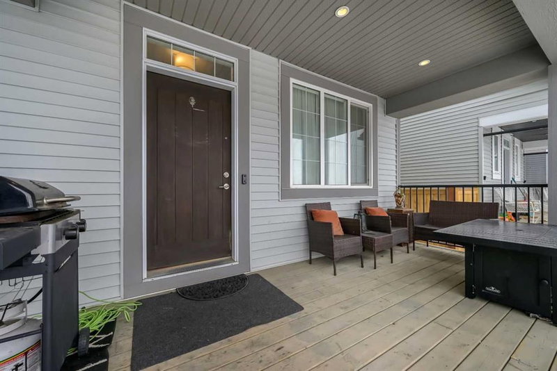 221 Ellen Way, Crossfield, T0M0S0 | Image 2