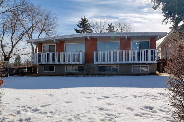 11108 Sacramento Drive SW