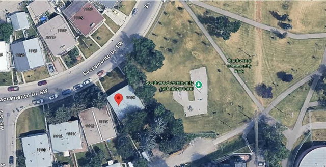 11108 Sacramento Drive SW