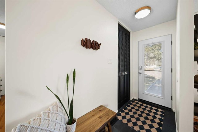 379 Westwood Drive SW