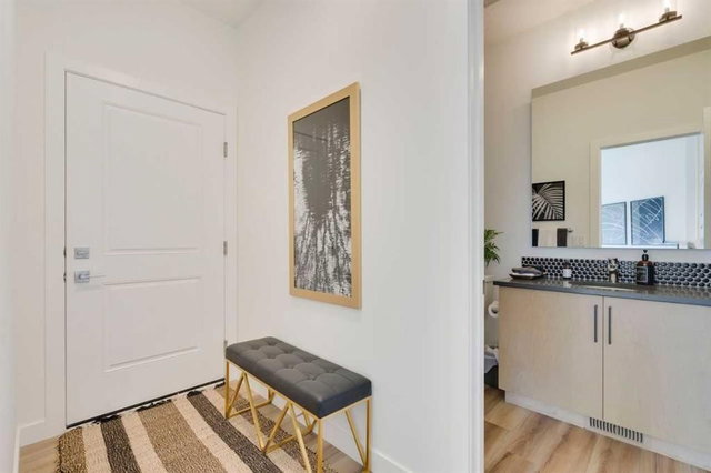 87 Creekstone Common SW