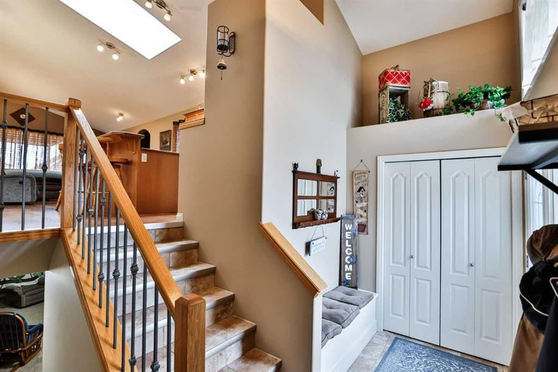 408 Thyrza Burkitt Link N, Lethbridge, T1H 5M5 | Image 2