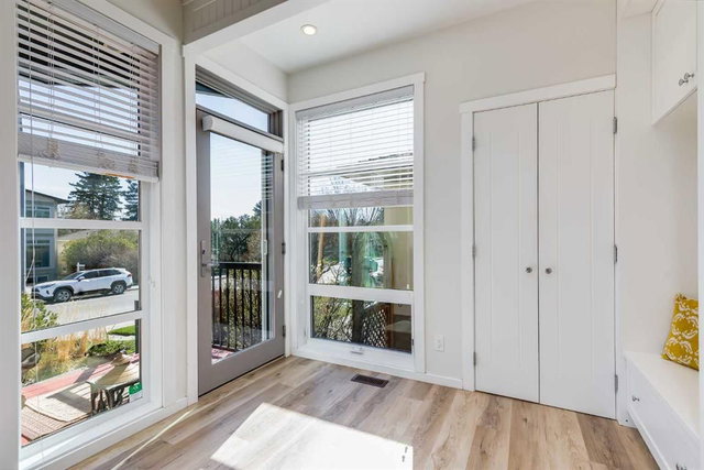 2729 Cochrane Road NW