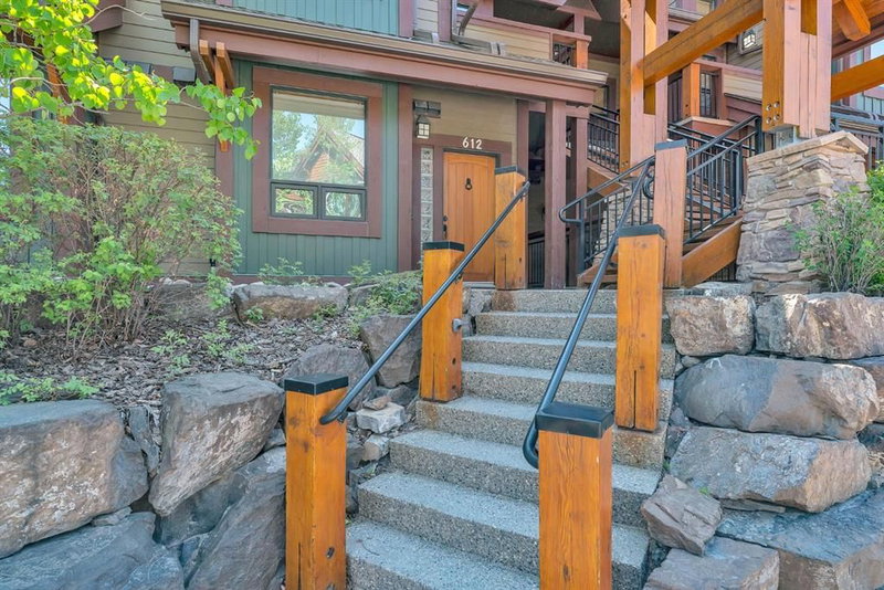 612 - 107 Armstrong Place, Canmore, T1W3M1 | Image 2