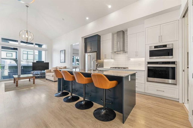 12572 Crestmont Boulevard SW